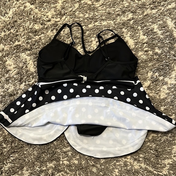 Polka dot bathing suit - Picture 3 of 4